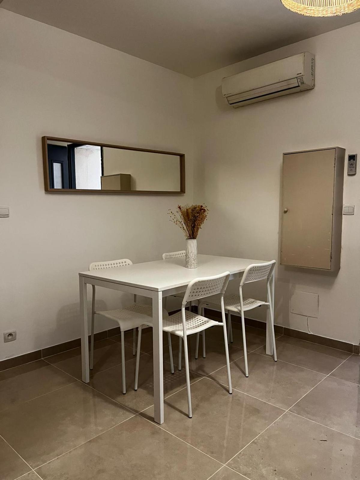 Appartement Des Carmes Νιμ Εξωτερικό φωτογραφία