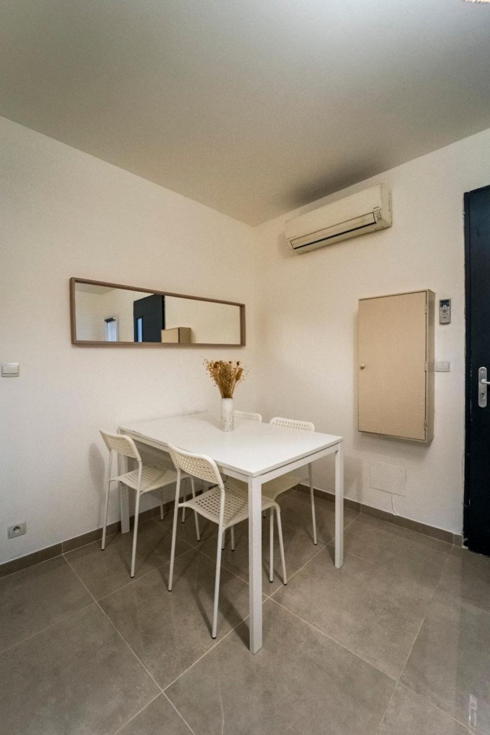 Appartement Des Carmes Νιμ Εξωτερικό φωτογραφία